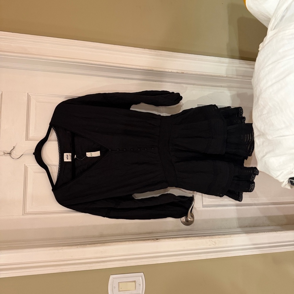 Aerie Black V-Neck dress - Picture 3 of 5